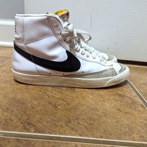 Nike Blaker Mid '77 (8.5)